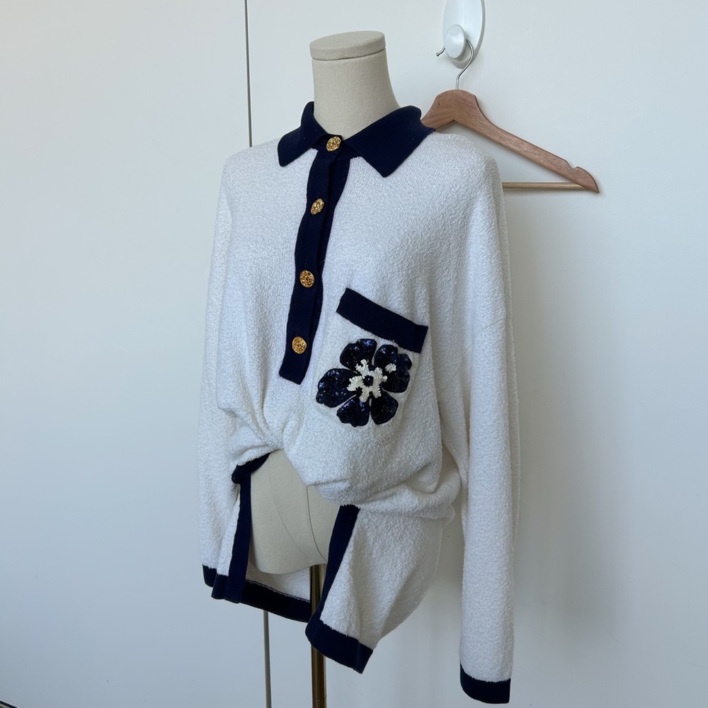 Vintage Escada White & Navy Terry Sequin Collar Button Up Long Sleeve Polo